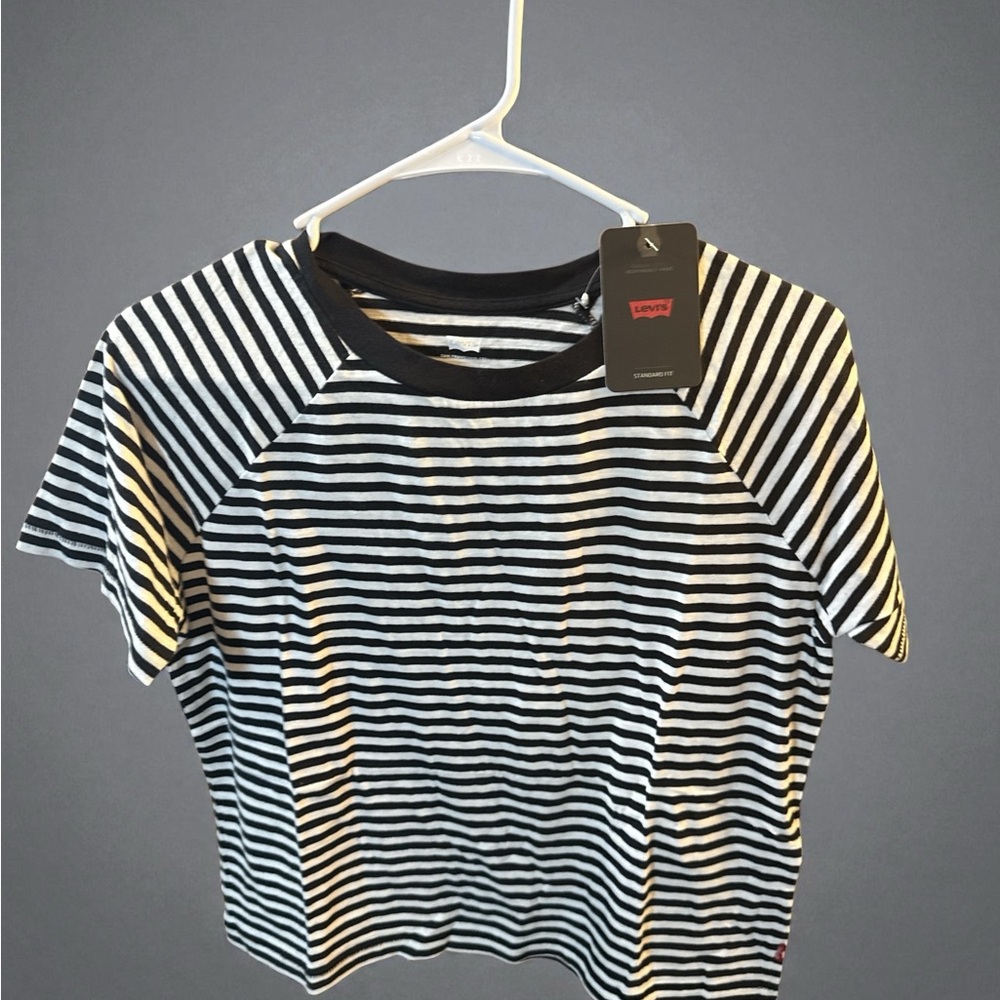 Levi’s Women’s Teeshirt
